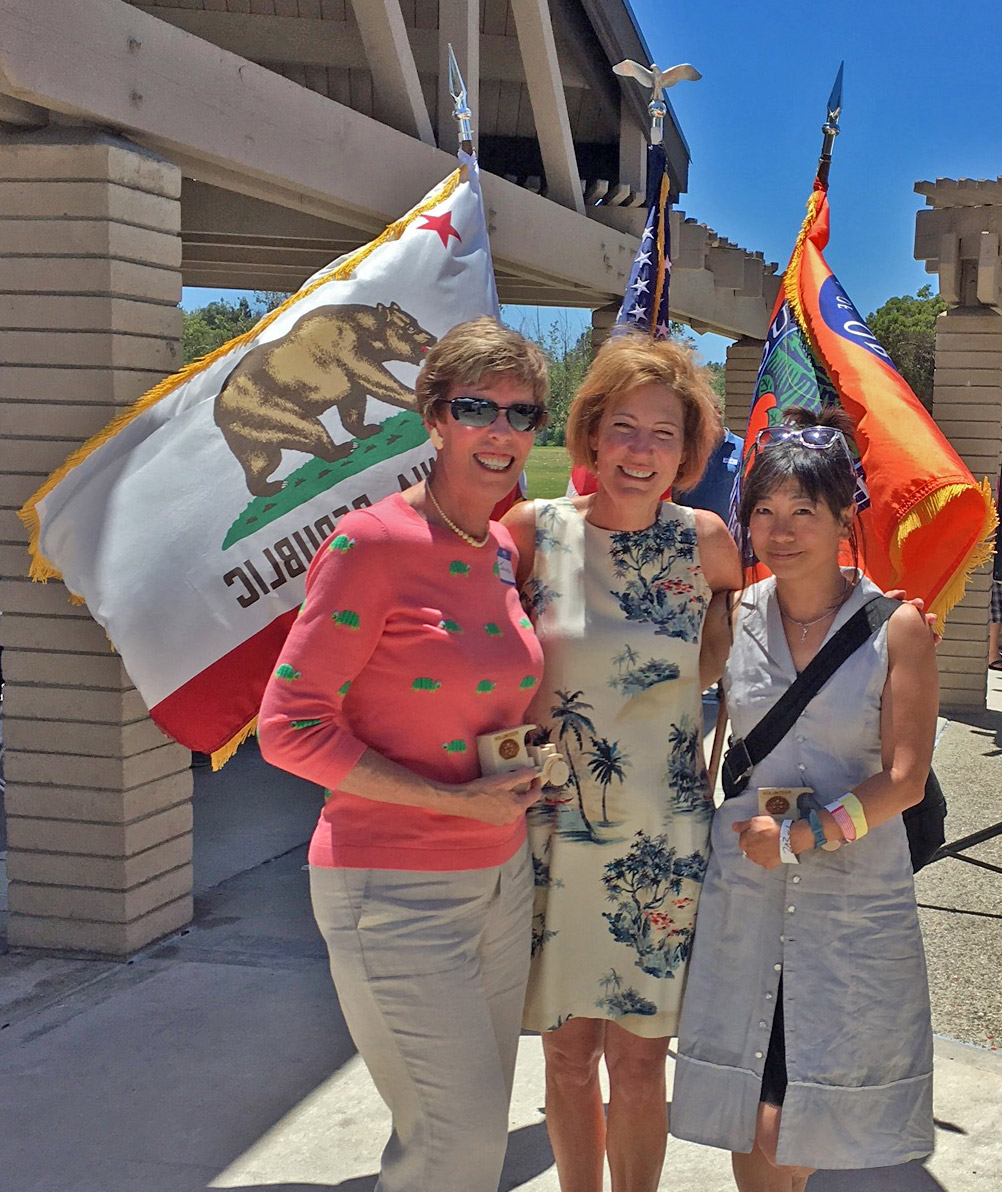 Janette, Helen, and Sheriff Sandra Hutchens